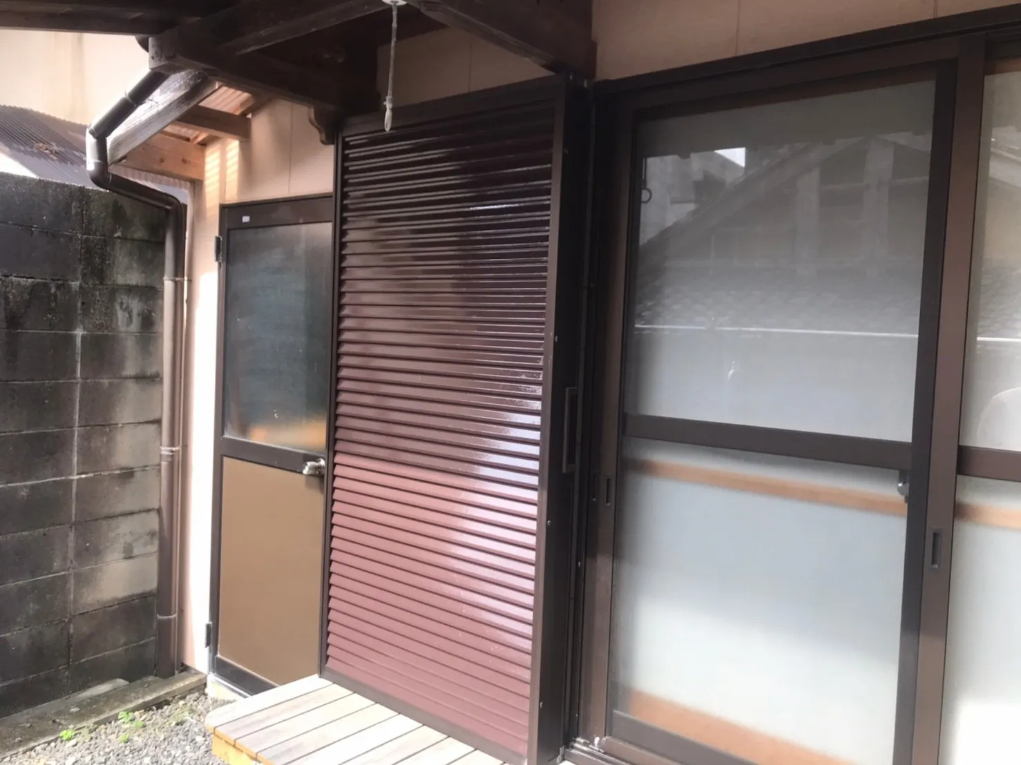 雨戸塗装工事