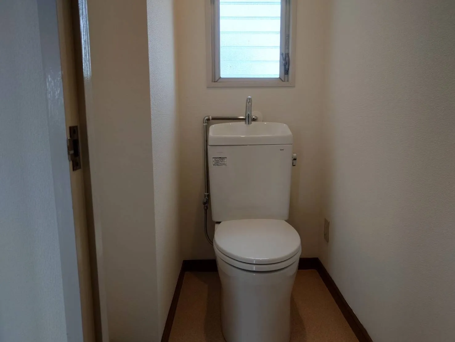 トイレ取替え