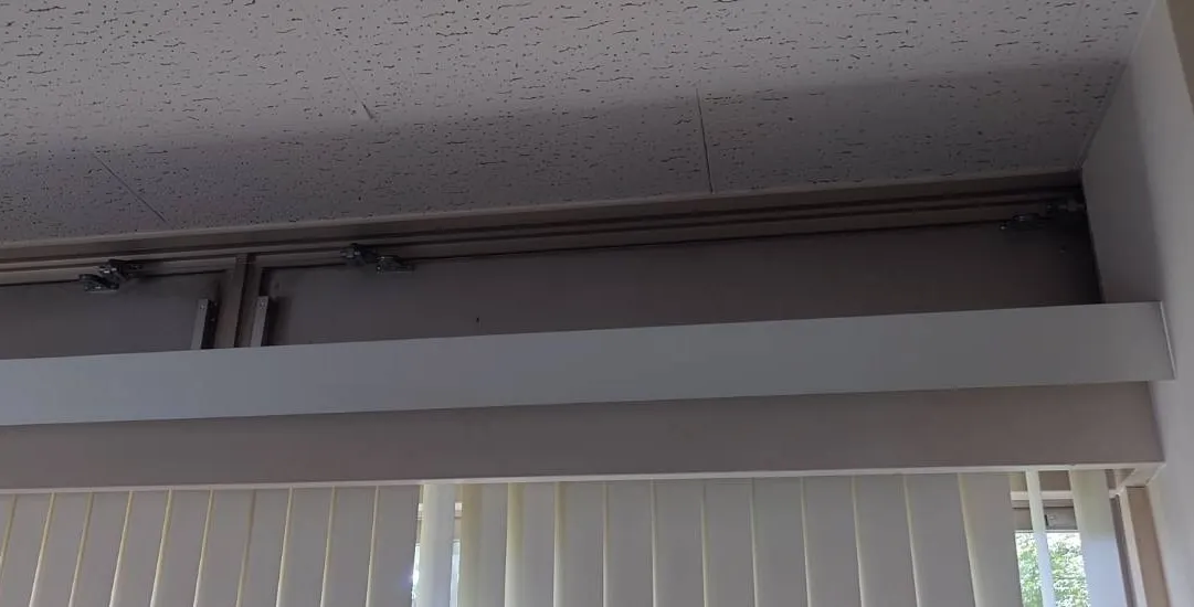 排煙窓修繕工事