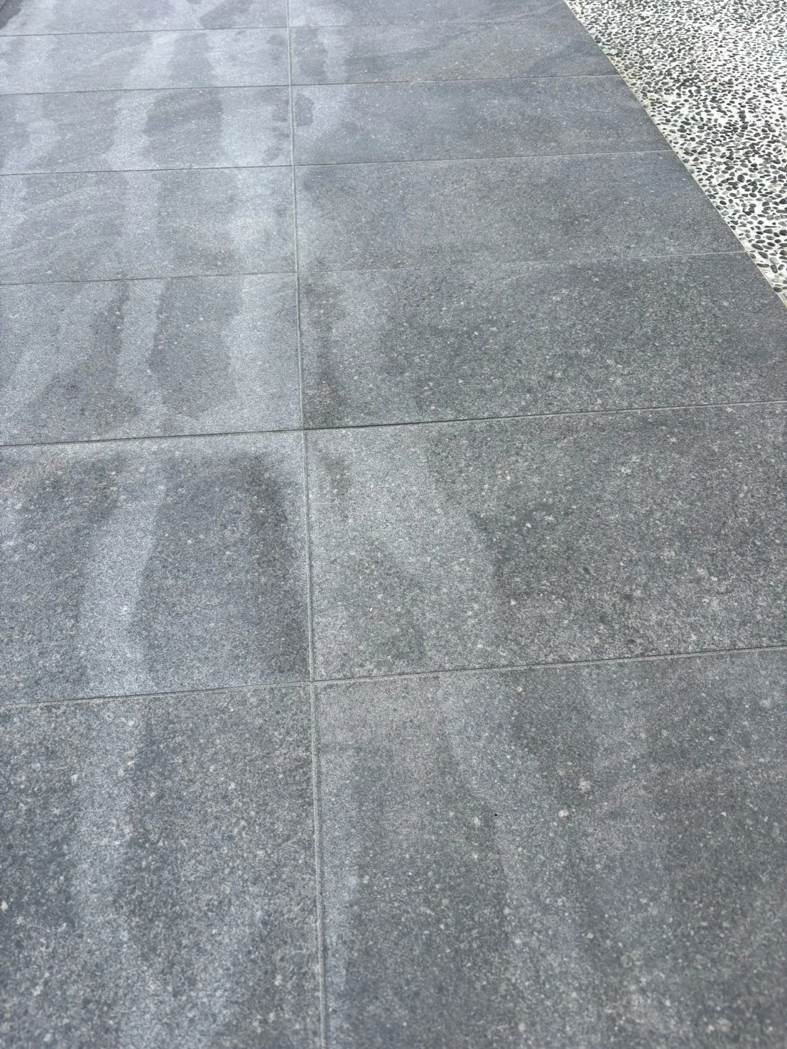 タイルコーティング