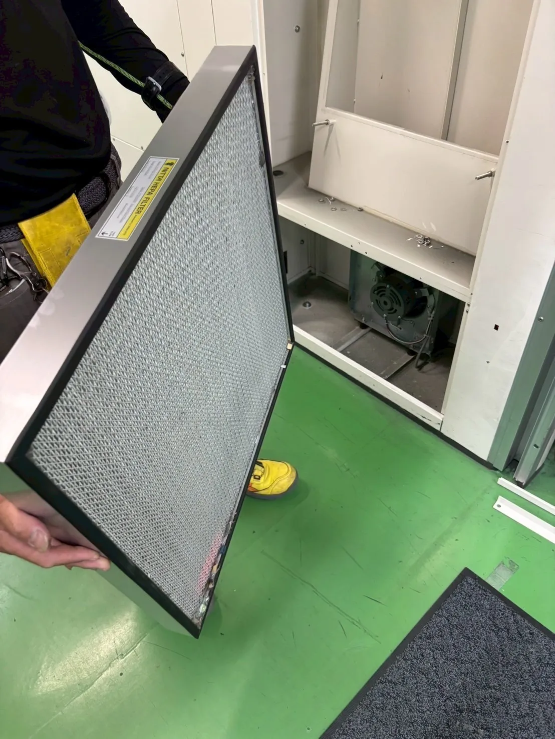 エアシャワークリーニングとフィルター入替