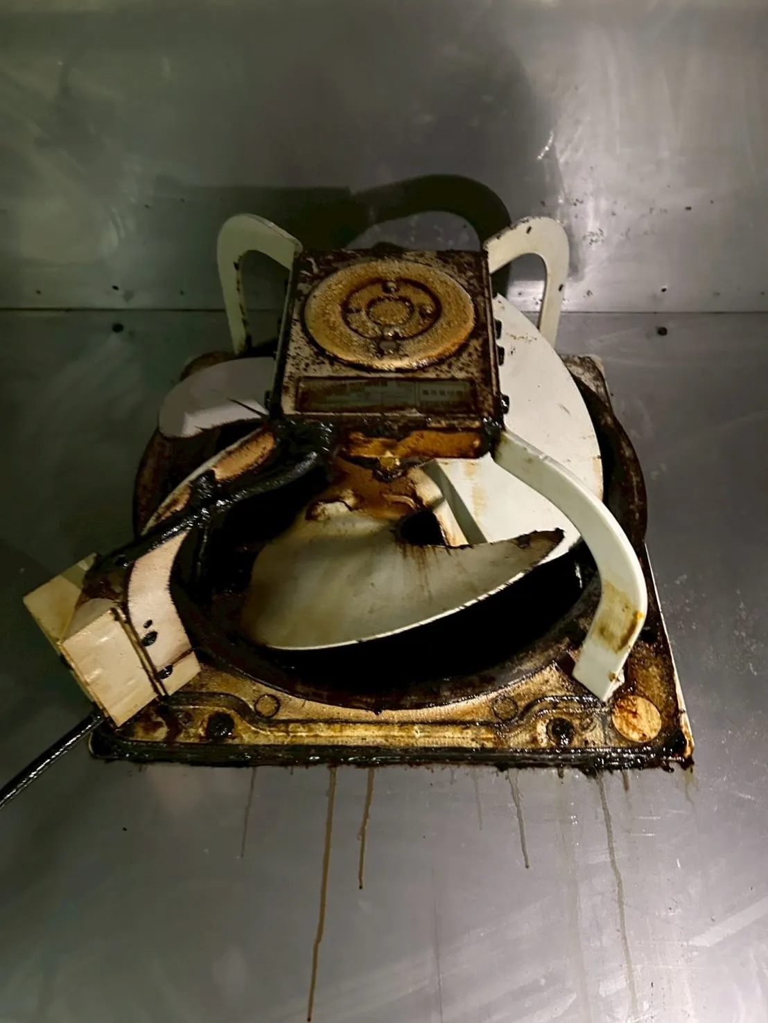 換気扇　取替？クリーニング？