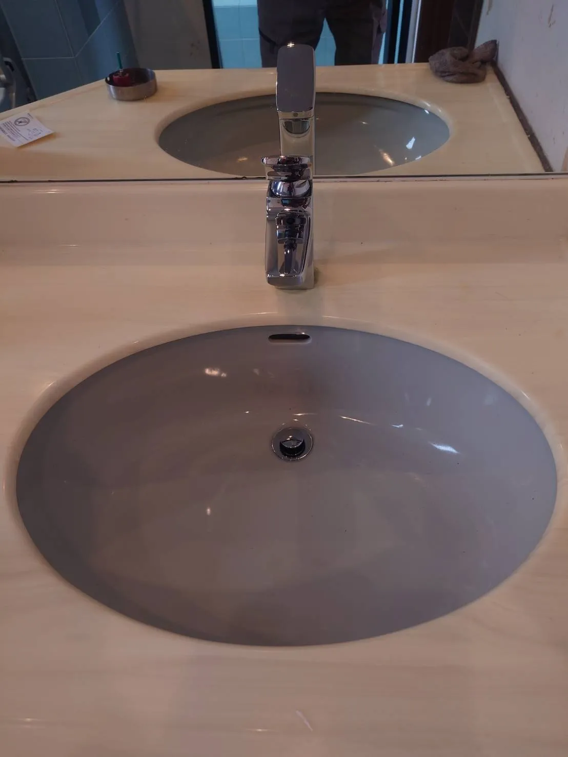 洗面台の蛇口交換・水漏れ修理対応