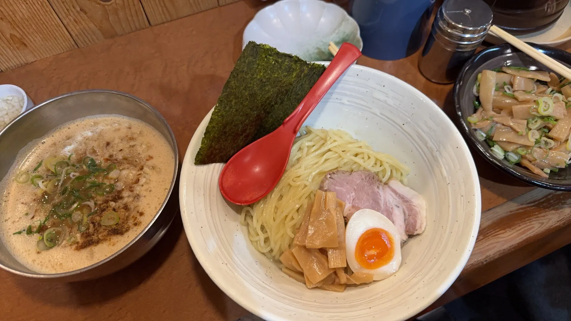 松阪市「麺屋 よつ葉」へラーメンを食べに行ってきました🍜